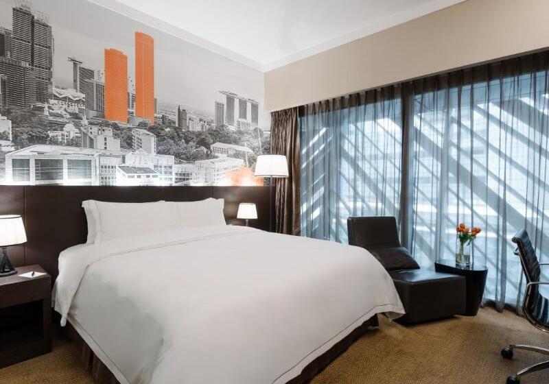 Premium Room, Pullman Singapore Orchard