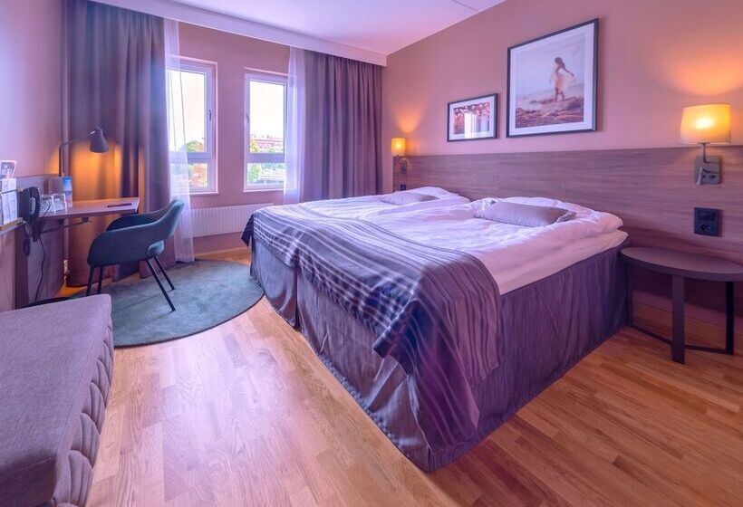 חדר סטנדרט, Scandic Hallandia