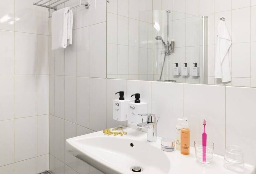 Номер Стандарт, Scandic Orebro Vast