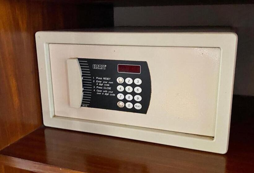 豪华房间, The Royal Hotel By Coastlands Hotels & Resorts