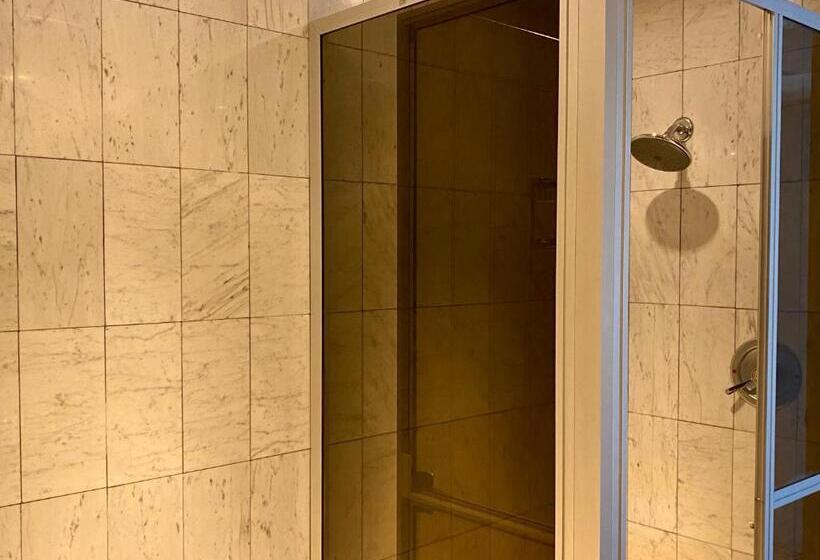 家庭套房, The Royal Hotel By Coastlands Hotels & Resorts