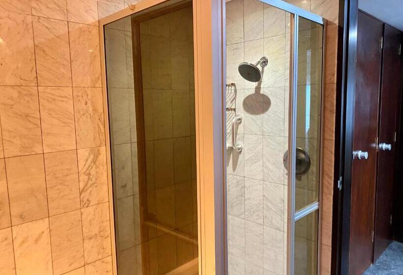 家庭套房, The Royal Hotel By Coastlands Hotels & Resorts