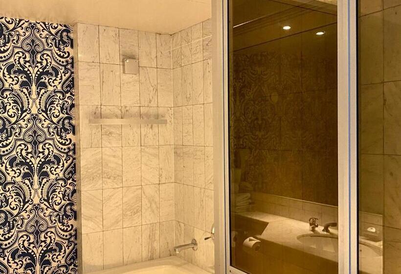 套房, The Royal Hotel By Coastlands Hotels & Resorts