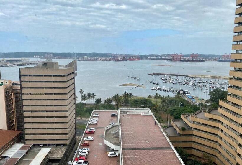 Люкс, The Royal Hotel By Coastlands Hotels & Resorts