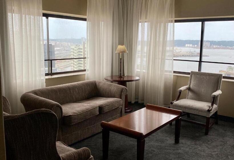 套房, The Royal Hotel By Coastlands Hotels & Resorts