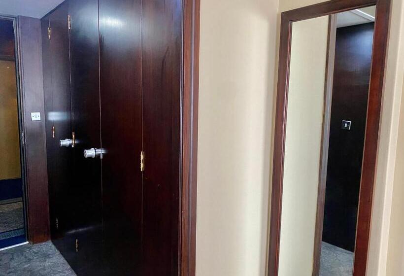 Номер Deluxe, The Royal Hotel By Coastlands Hotels & Resorts