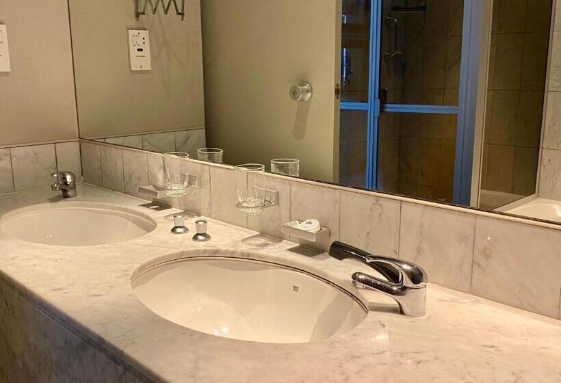 套房, The Royal Hotel By Coastlands Hotels & Resorts