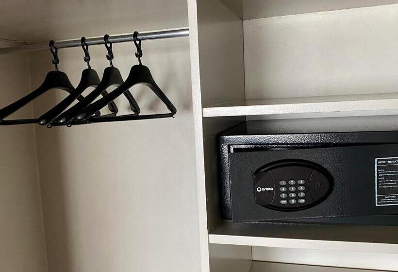 Люкс, The Royal Hotel By Coastlands Hotels & Resorts