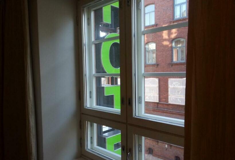 高级单人间, Anna