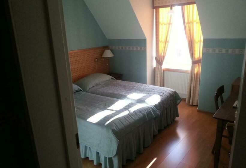 四人标准间, Anna