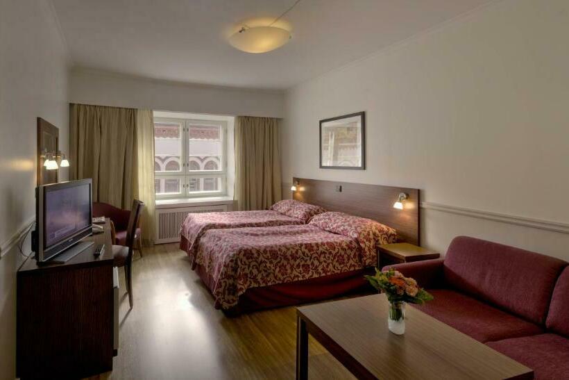 舒适型房间, Anna