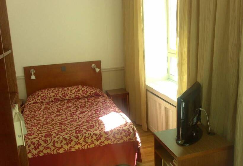 高级单人间, Anna