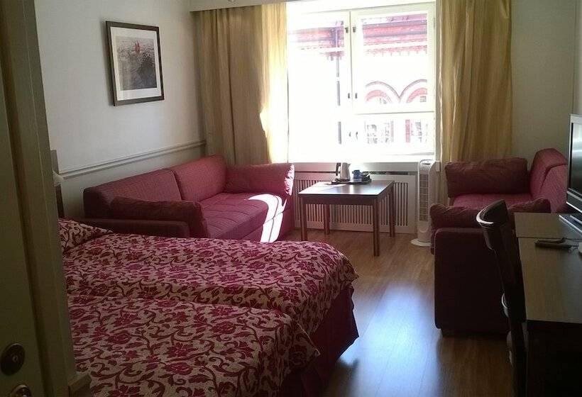 舒适型房间, Anna