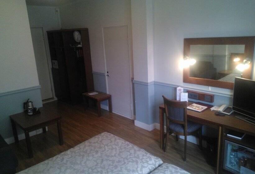 舒适型房间, Anna