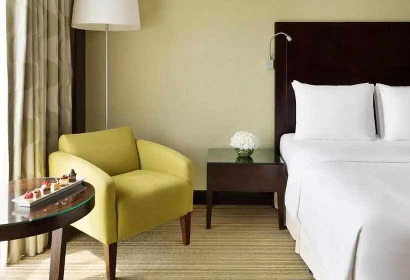 اتاق استاندارد یک نفره, Crowne Plaza Jeddah, An Ihg