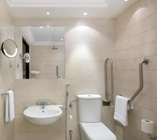 سوئیت برای معلولان, Crowne Plaza Jeddah, An Ihg