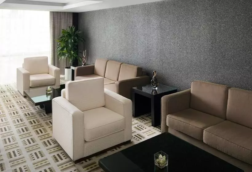 اتاق کلاب, Crowne Plaza Jeddah, An Ihg
