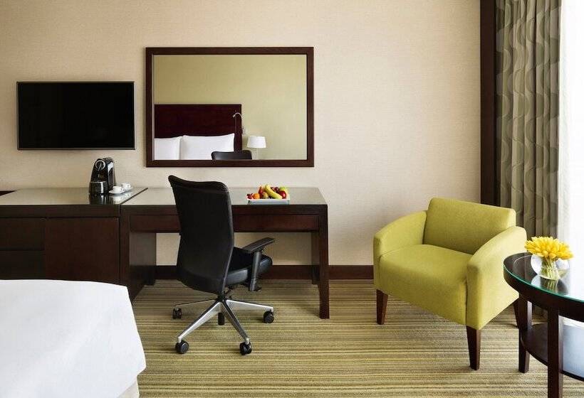 俱乐部房间, Crowne Plaza Jeddah, An Ihg