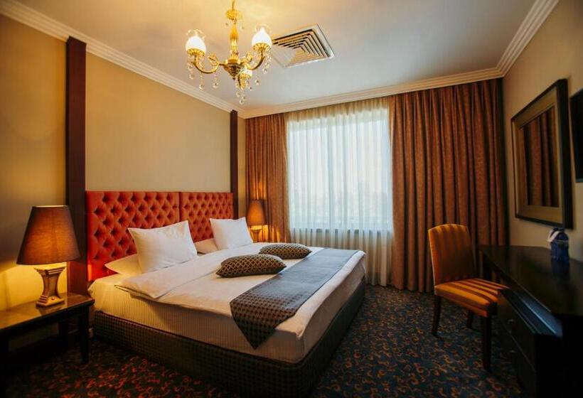 سوییت, Intourist Palace Batumi