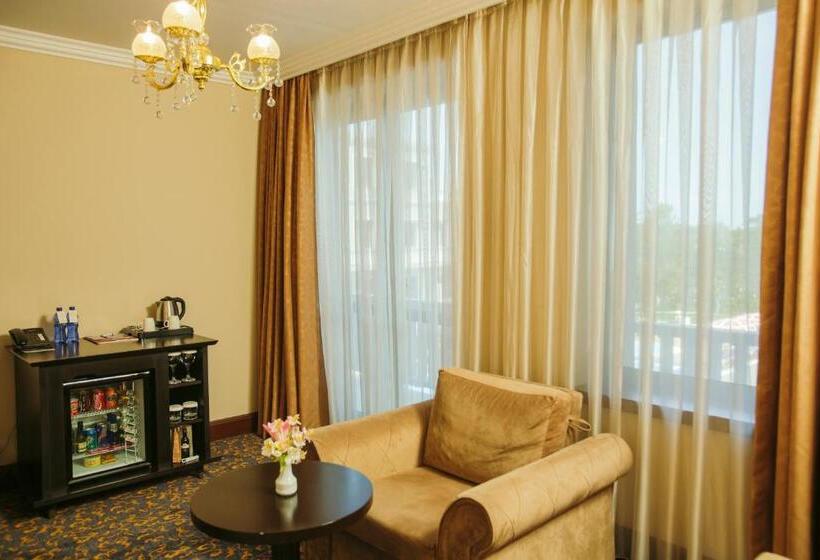 سوییت, Intourist Palace Batumi