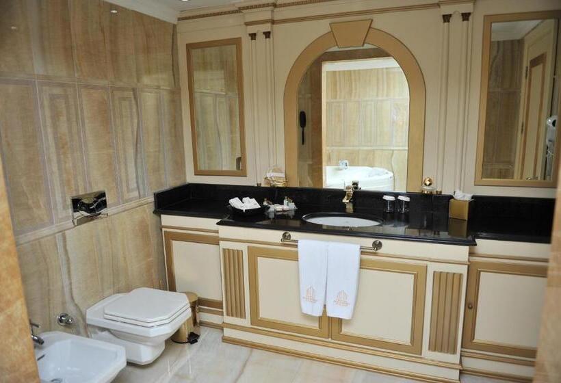 سوئیت پرزیدنت, Intourist Palace Batumi