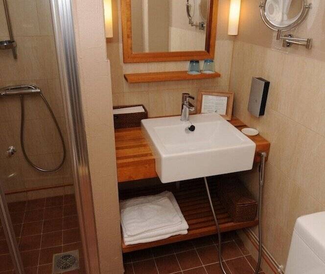 Номер Стандарт, Krapi