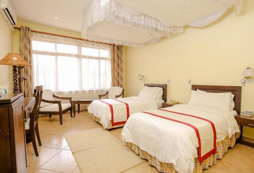 Номер Стандарт, New Safari