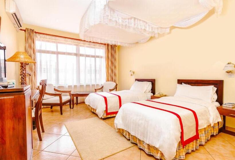 Номер Стандарт, New Safari