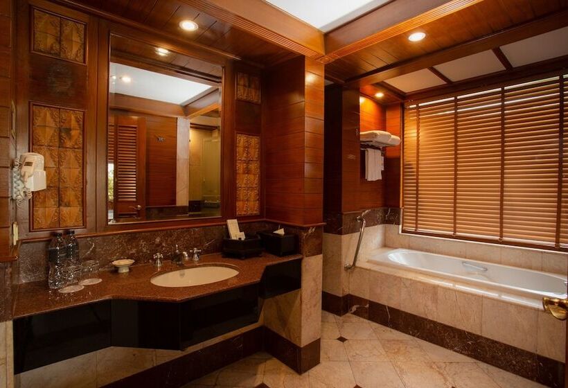 标准间带露台, Thavorn Beach Village Resort & Spa Phuket