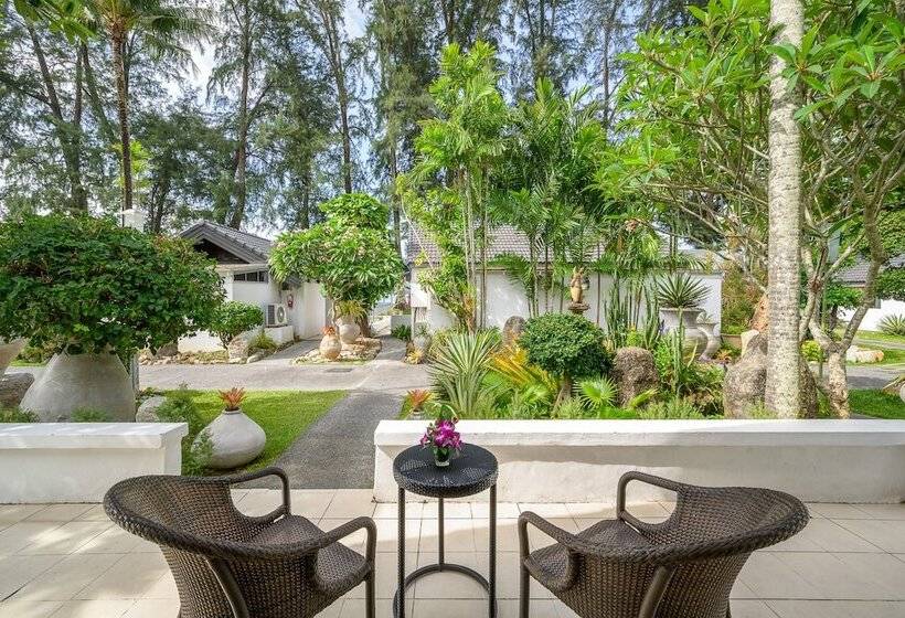 标准房带园景, Thavorn Beach Village Resort & Spa Phuket