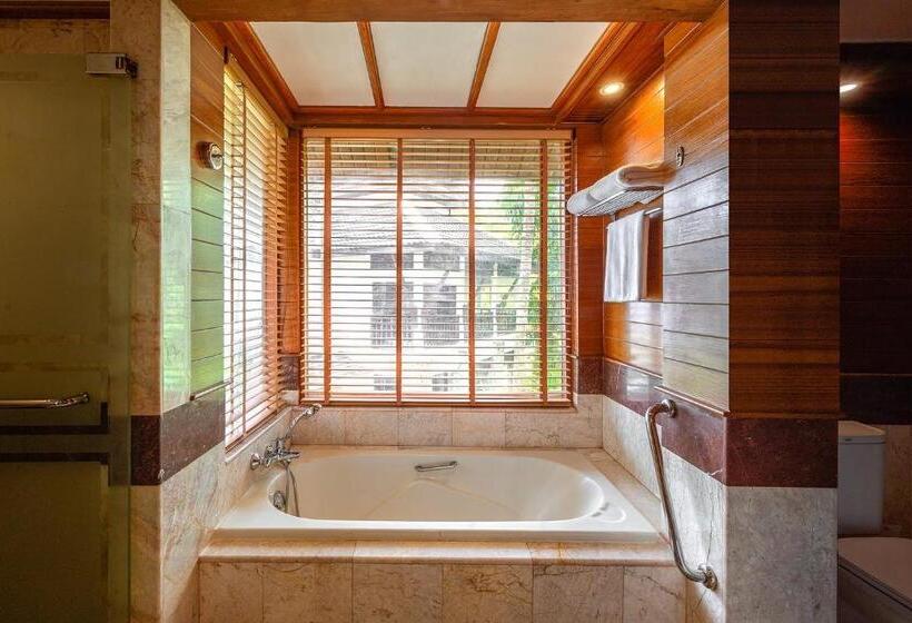 스탠다드 테라스 룸, Thavorn Beach Village Resort & Spa Phuket