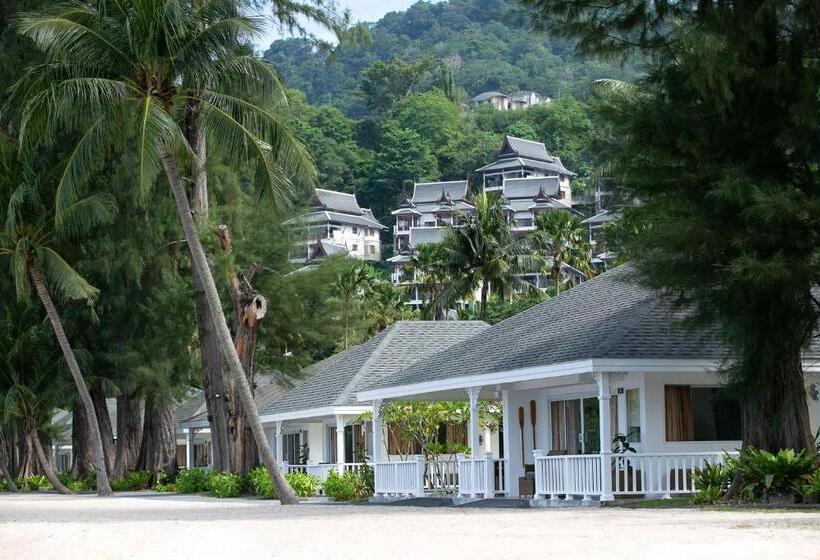小室, Thavorn Beach Village Resort & Spa Phuket