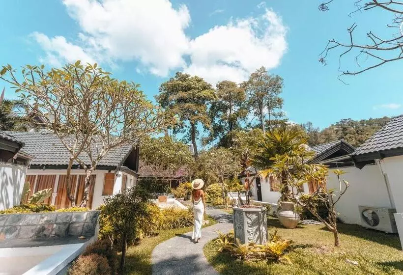 اتاق استاندارد با چشمانداز باغ, Thavorn Beach Village Resort & Spa Phuket