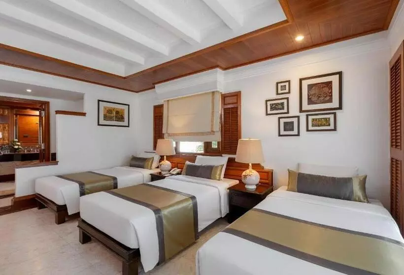 اتاق استاندارد سه نفره, Thavorn Beach Village Resort & Spa Phuket