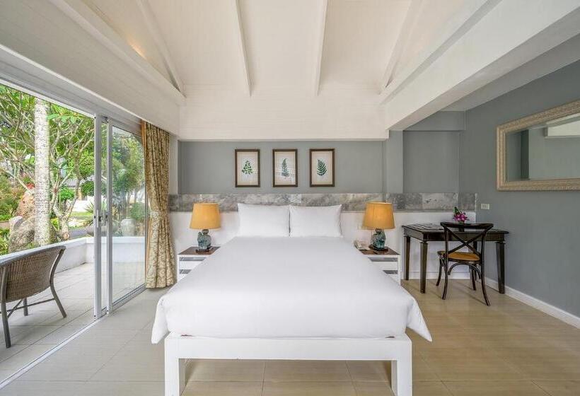标准房带园景, Thavorn Beach Village Resort & Spa Phuket