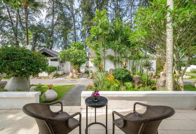 标准房带园景, Thavorn Beach Village Resort & Spa Phuket