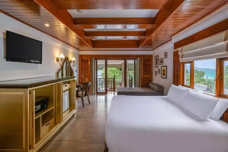 اتاق استاندارد با تراس و چشمانداز دریا, Thavorn Beach Village Resort & Spa Phuket