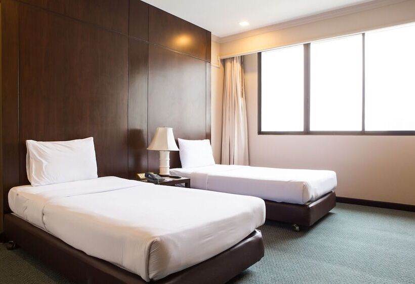 Quarto Superior, The Royal River