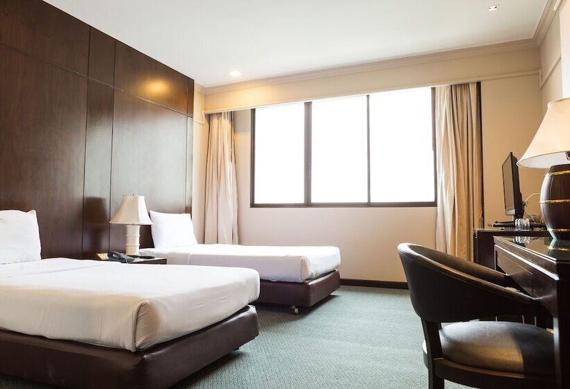 Quarto Superior, The Royal River