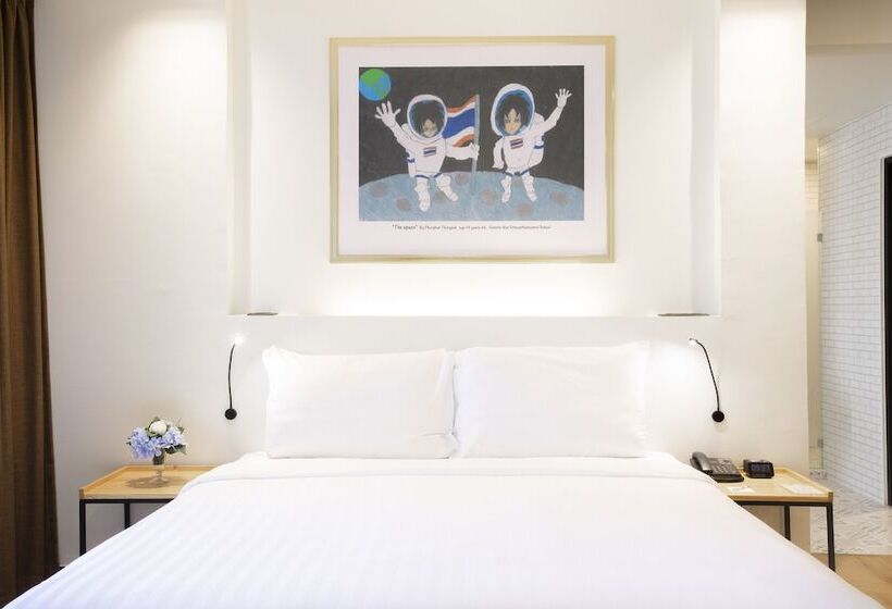 Quarto Familiar Superior, The Royal River