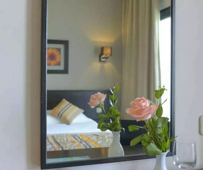 اتاق استاندارد, Nozha Beach Resort & Spa
