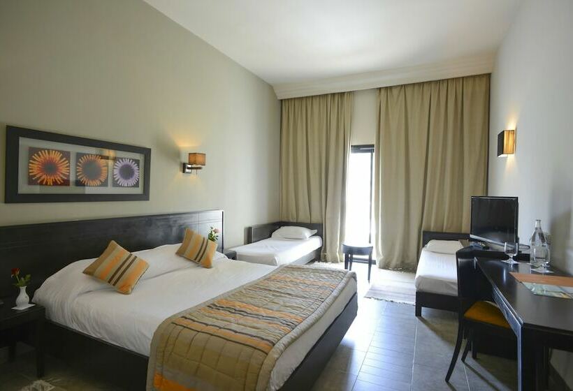 חדר משפחתי נוף לים, Nozha Beach Resort & Spa