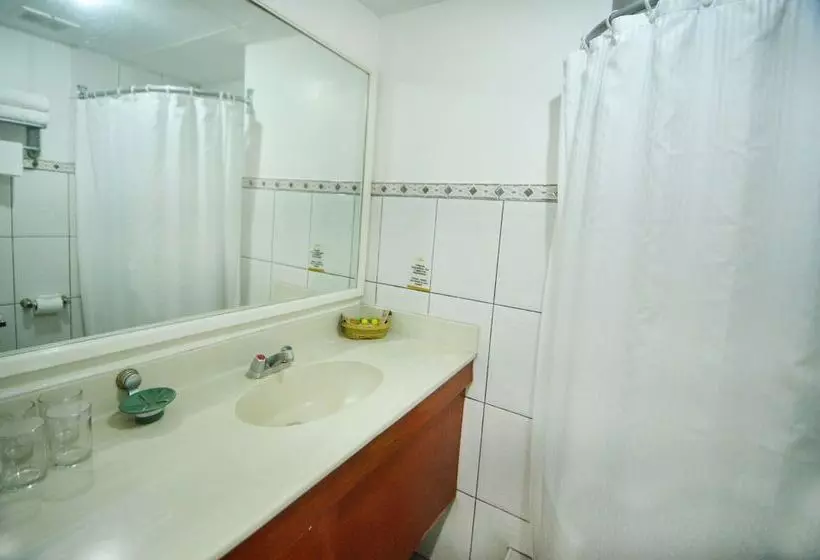 اتاق خانوادگی, Novo Hotel & Suite