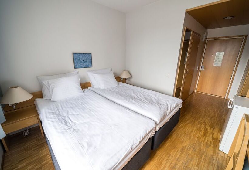 غرفة قياسية, Summer Hotel Tott