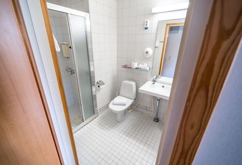 غرفة قياسية فردية, Summer Hotel Tott