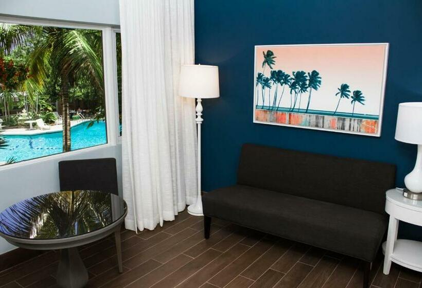 غرفة قياسية سرير كينج, Banana Bay Resort & Marina