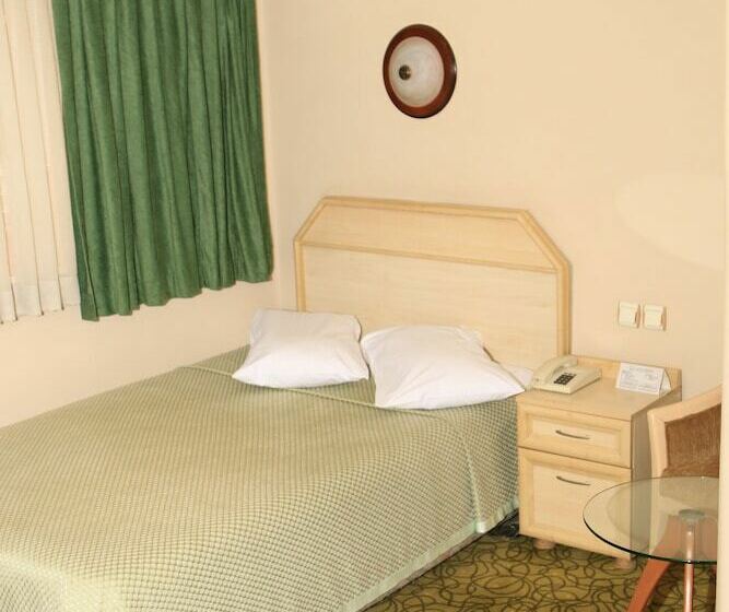 Quarto standart individual, Evkuran Otel