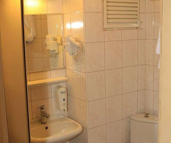 Quarto standart individual, Evkuran Otel