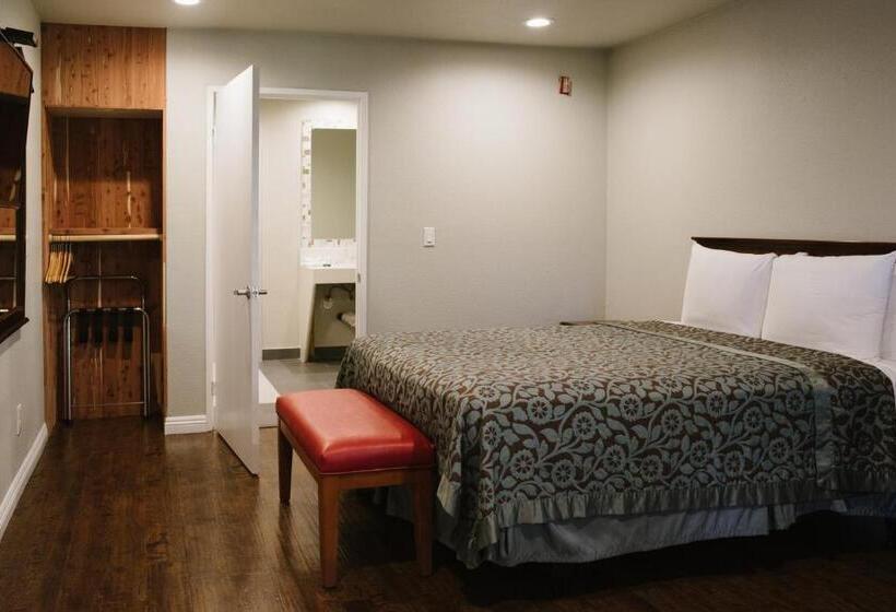 חדר סטנדרט מותאם לאדם עם מוגבלויות, Alamo Inn And Suites  Convention Center