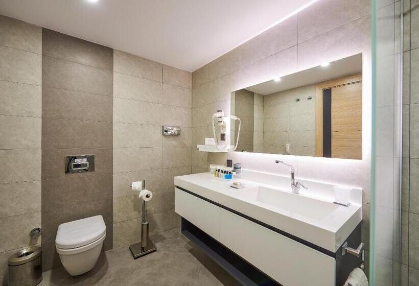 Люкс с Видом, Altin Yunus Hotel & Spa çeşme